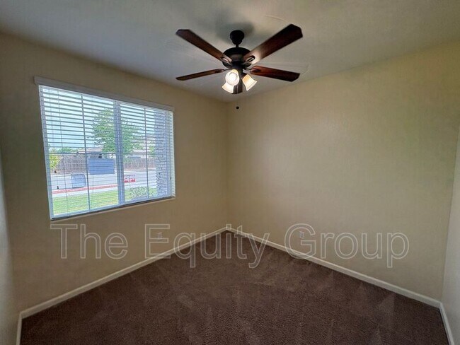 Building Photo - 625 E Monte Verde Ave