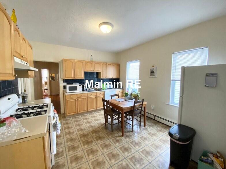 Building Photo - 34 Darling St