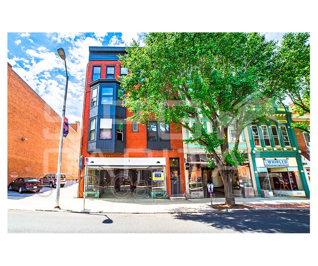 Primary Photo - 28 Carlisle St