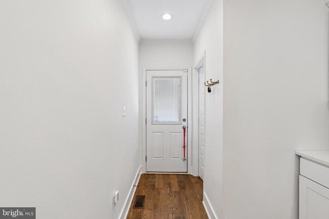 Building Photo - 1228 Patapsco St