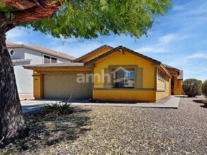 Building Photo - 2653 W Sunset Way