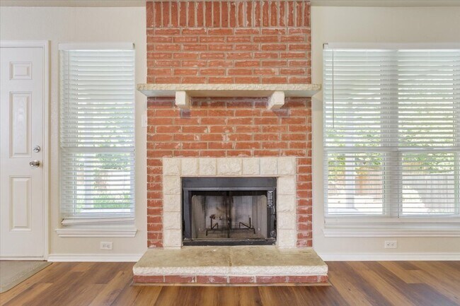 Building Photo - 4524 Canyon Ridge Dr