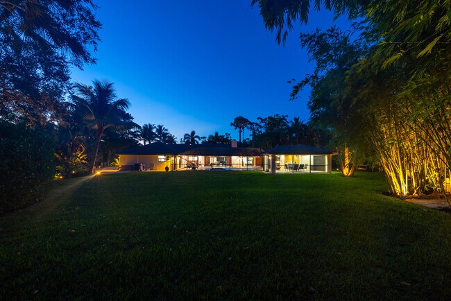 Building Photo - 12466 Quercus Ln