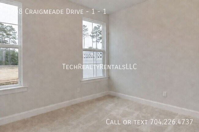 Building Photo - 1208 Craigmeade Dr
