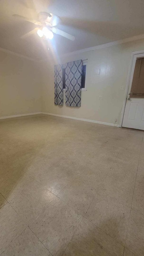 Building Photo - 1/1 Apartment for rent