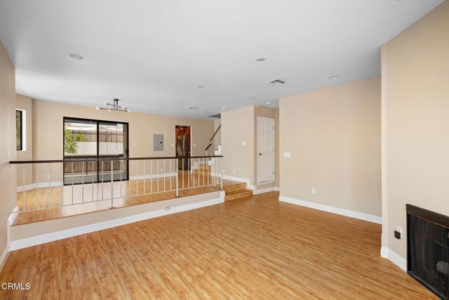Building Photo - 320 McHenry Rd