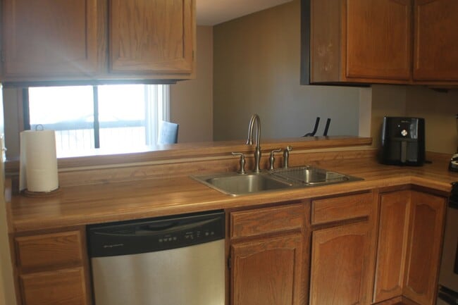 Building Photo - 28 Elton Ridge Ct NW