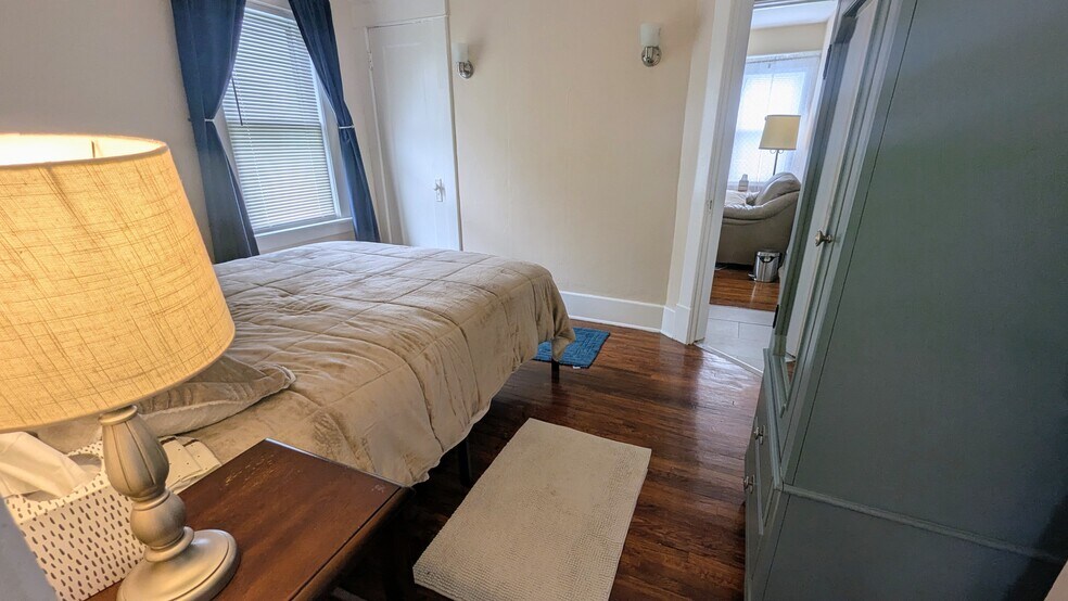 Building Photo - 201 Lovering Ave
