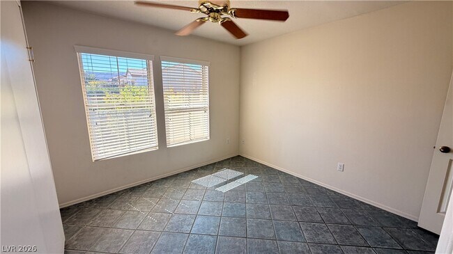 Building Photo - 2066 Poppywood Ave