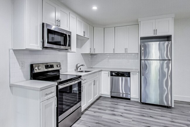 Floorplan - 245 Lee Street