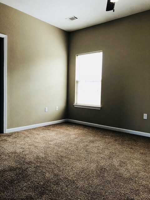 Building Photo - 4204 Sydney Cove