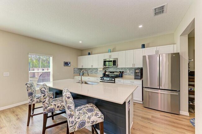 Building Photo - Beautiful Home For Rent In Crosswind Point!