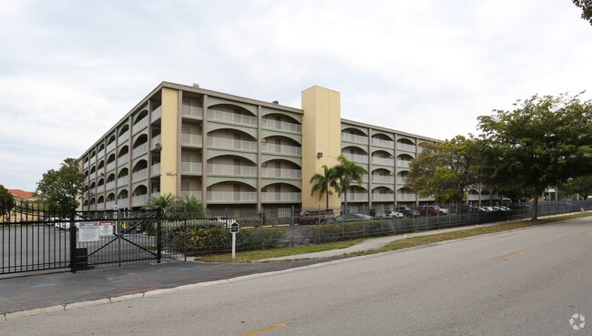 Sundance Grove - Sundance Grove Apartments
