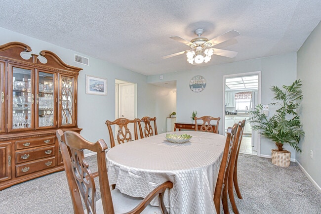 Building Photo - 5575 Gulf Blvd