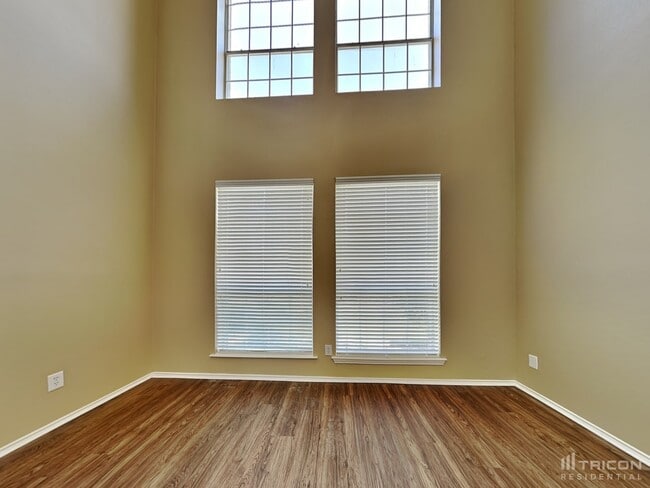 Building Photo - 1911 Deepwood Street Mesquite TX