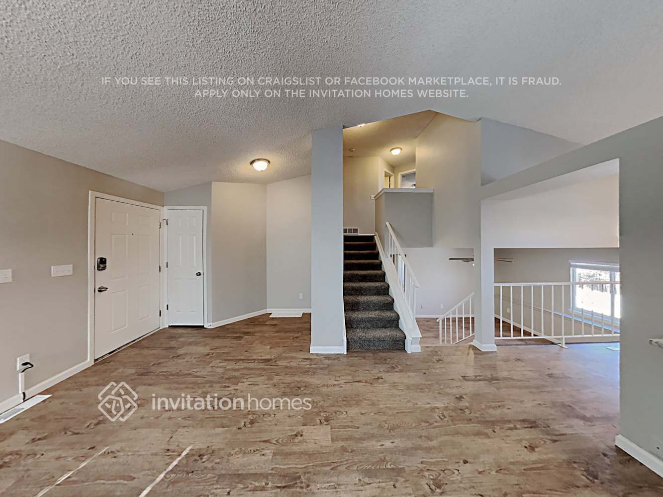 Building Photo - 5940 S Oak Way