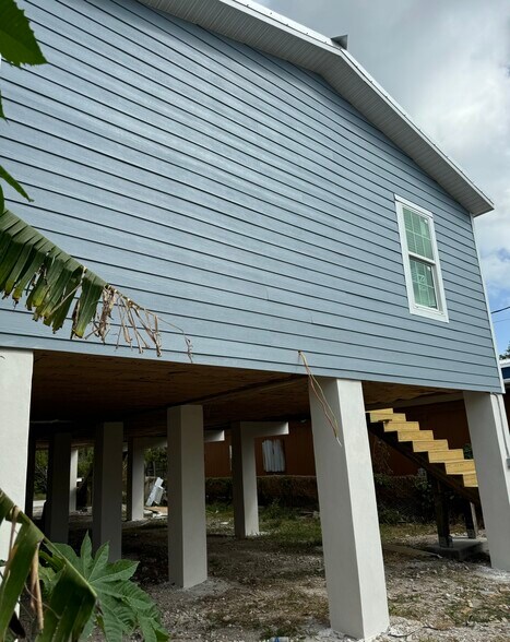 Building Photo - 5413 3rd Ave