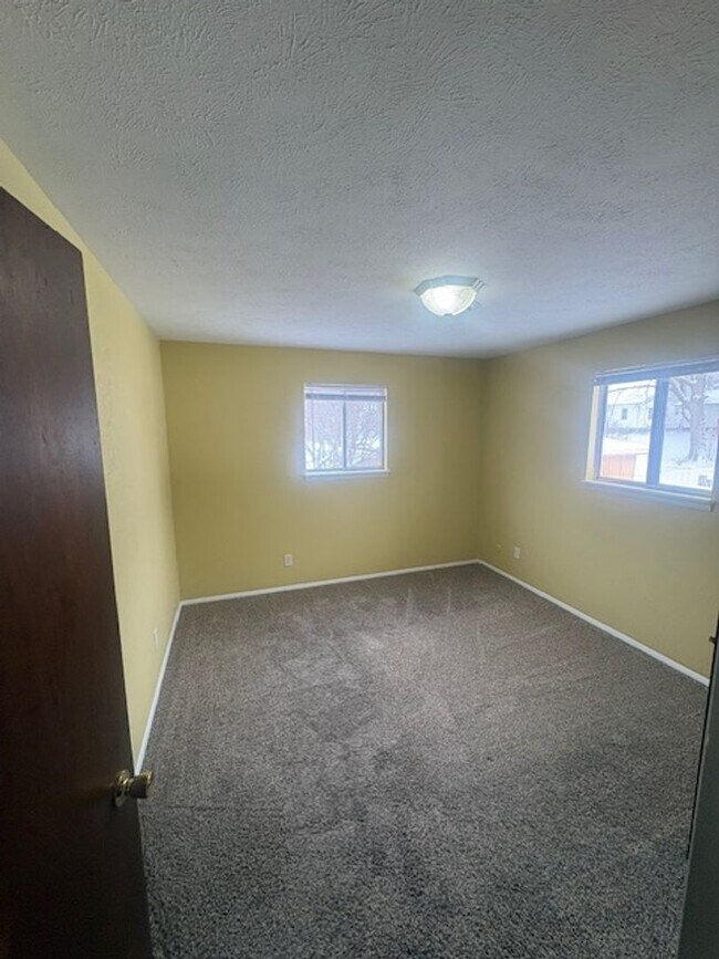 Building Photo - 3406 N Missouri Ave