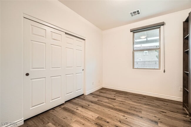 Building Photo - 1009 Bluebell Brook St