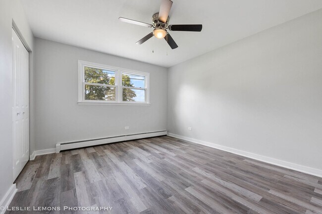 Building Photo - 7653 Roberts Rd