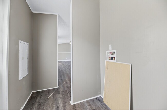 Building Photo - 2382 Bass Dr