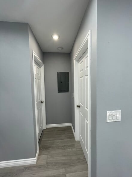 Building Photo - 3025 Broadmoor Blvd