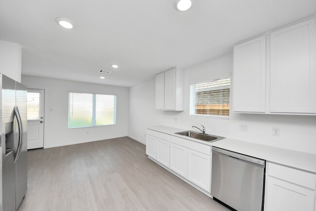Building Photo - 6415 Geyser Starish Dr