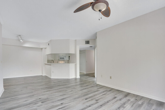 Building Photo - 2725 Anzio Ct