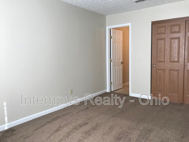 Building Photo - 129 Lofton Cir