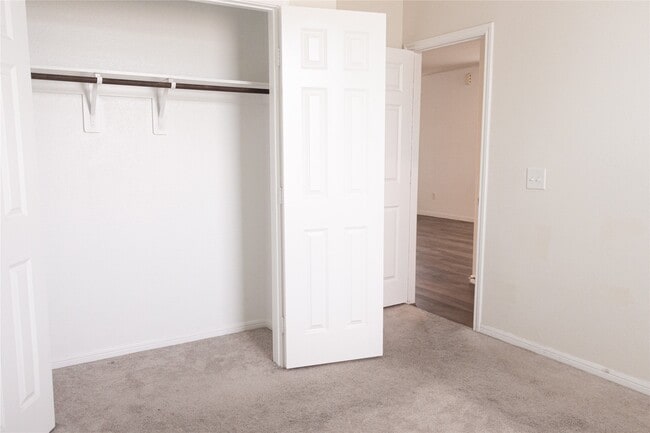 Building Photo - 14511 Sweet Cherry Dr