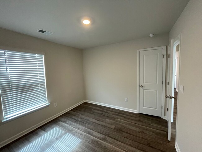 Building Photo - Newly built 3 bedroom/2 bath condo in Conway