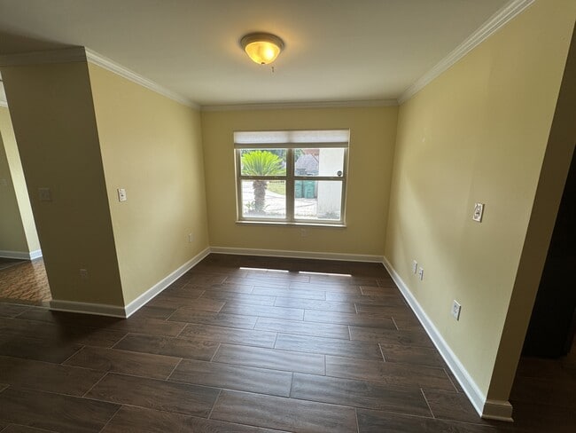 Building Photo - 234 Wava Ave