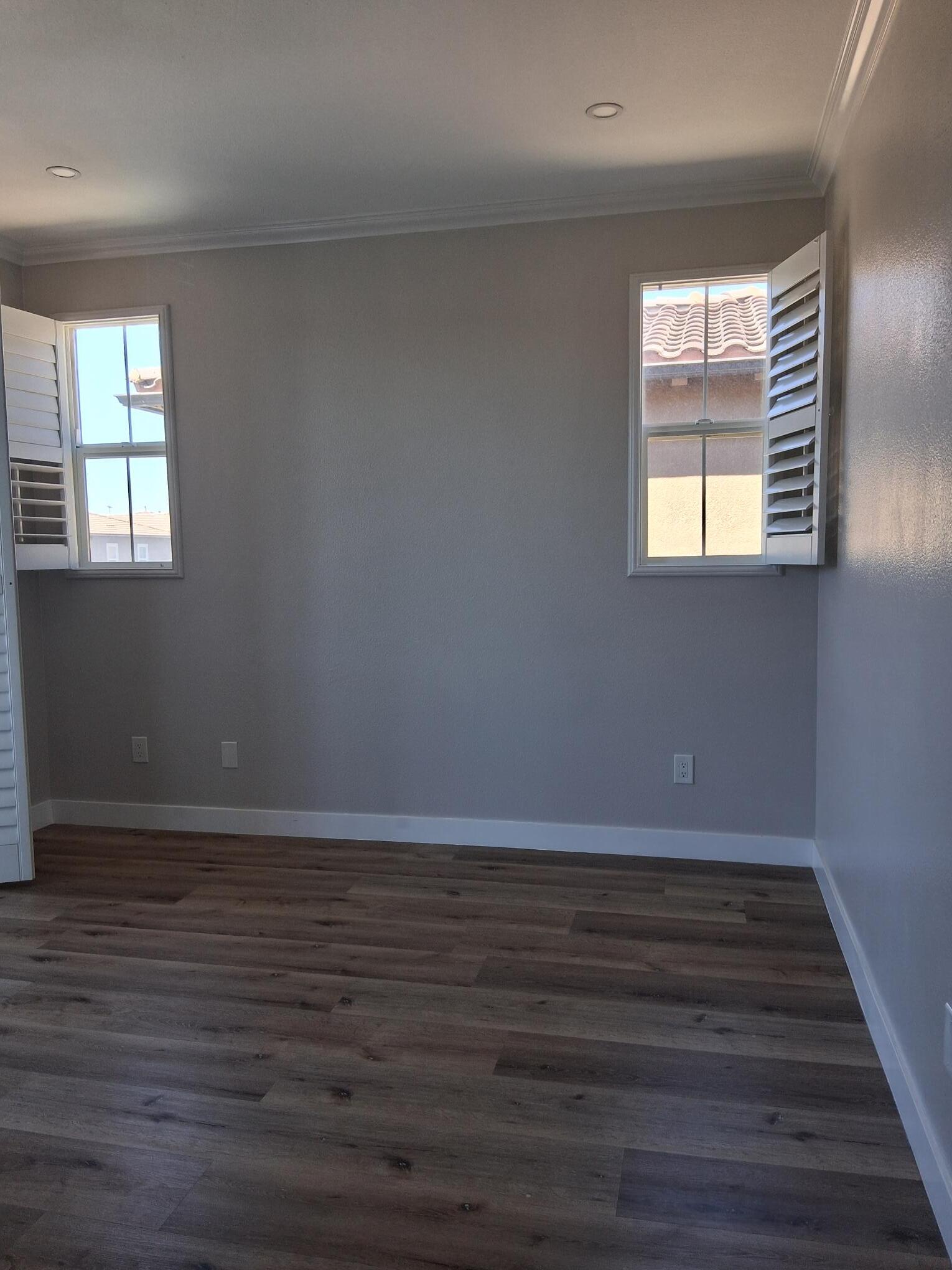 Building Photo - 9204 S Nobel Way