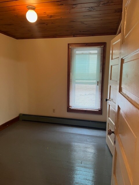 Building Photo - 2229 Seneca St