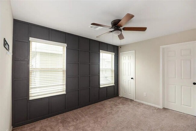 Building Photo - 6404 Macroom Meadows Ln