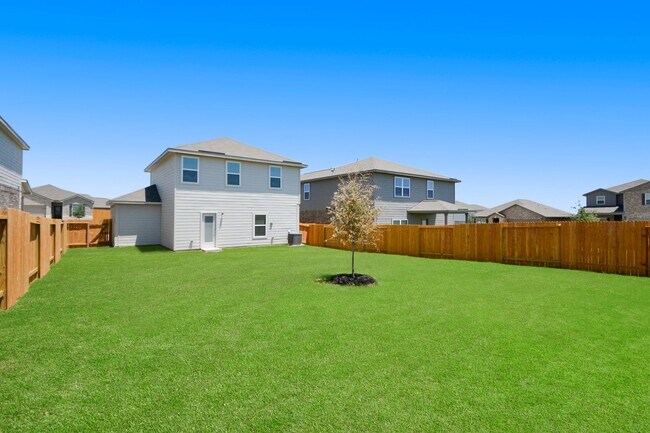 Building Photo - Move-In Ready Home with Spacious Layout and Great Location!