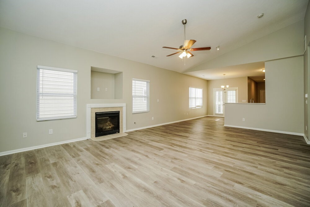 Building Photo - 4043 Summerstone Dr