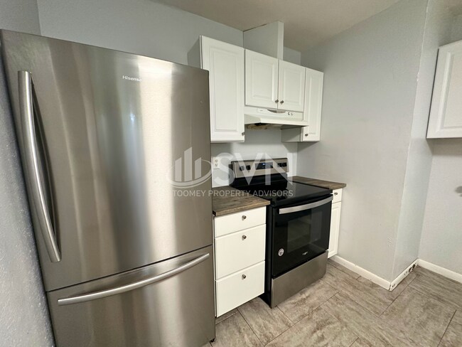 Building Photo - 4077 S Lancewood Dr