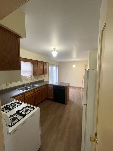 Building Photo - 7741 Walcott St