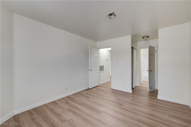 Building Photo - 5018 S Rainbow Blvd