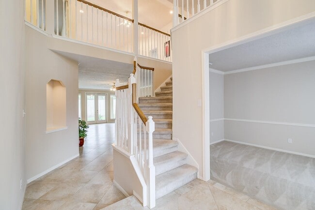 Building Photo - 17323 Jackson Pines Dr