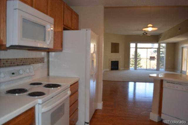 Building Photo - 6000 W Floyd Ave