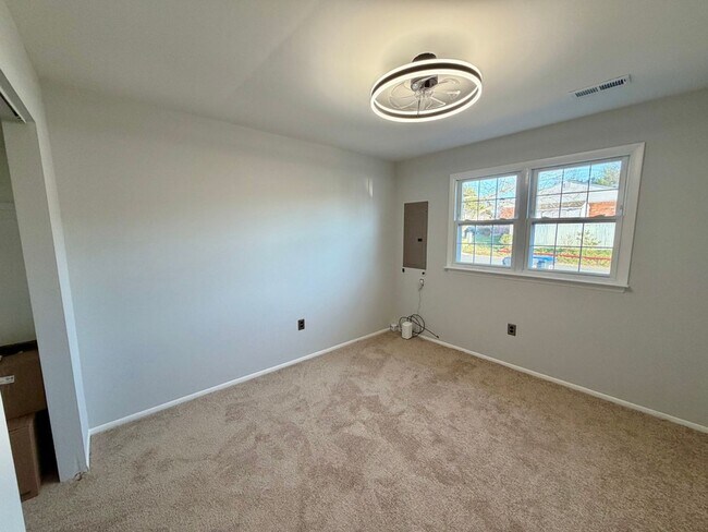 Building Photo - Coming Soon In Woodbridge!