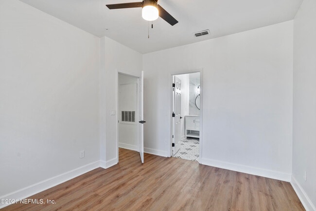 Building Photo - 230 Colima Ct