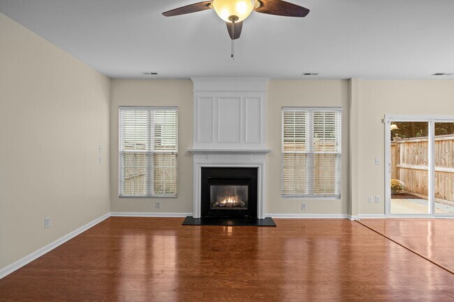 Building Photo - 7805 Jeffrey Alan Ct