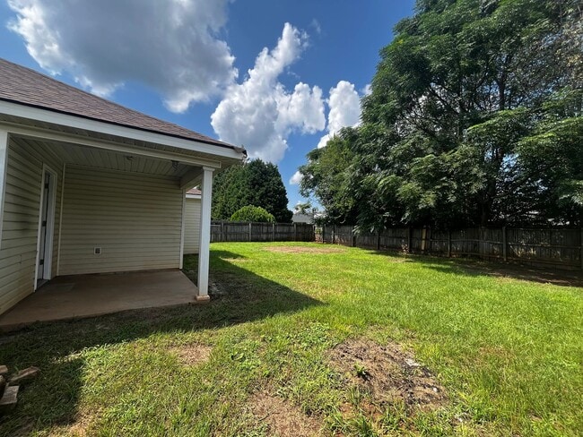 Building Photo - 318 Chadwyck Cir