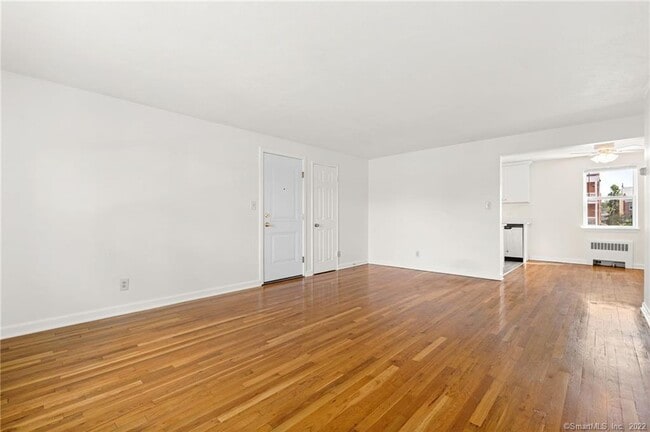 Building Photo - 30 Arnold Way