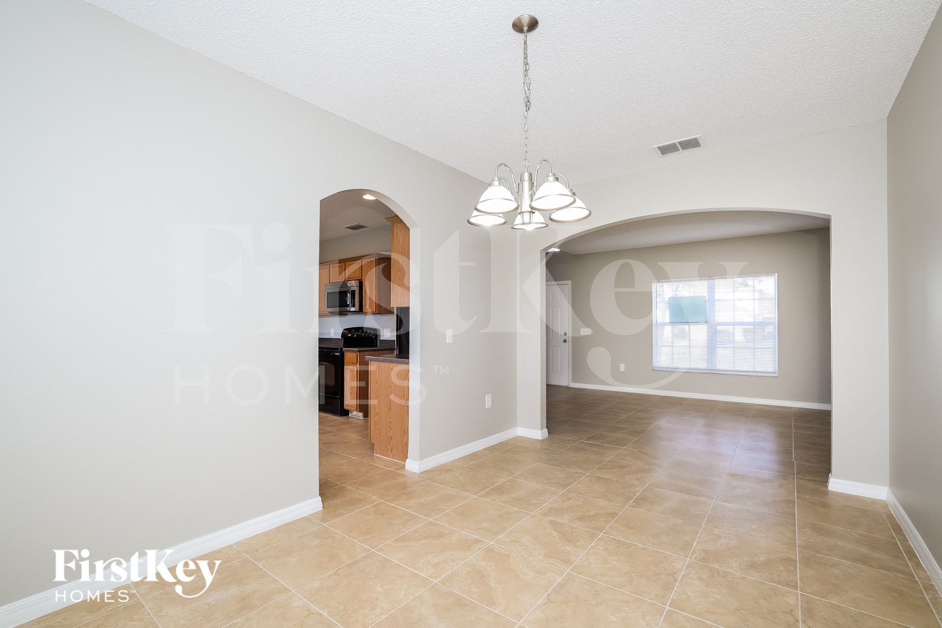 Building Photo - 639 Linnet Ct