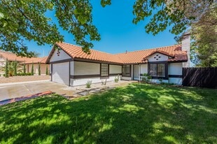 Building Photo - 511 Big Sky Ter