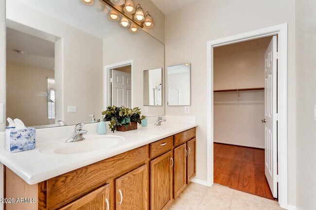 Building Photo - 15261 W Custer Ln